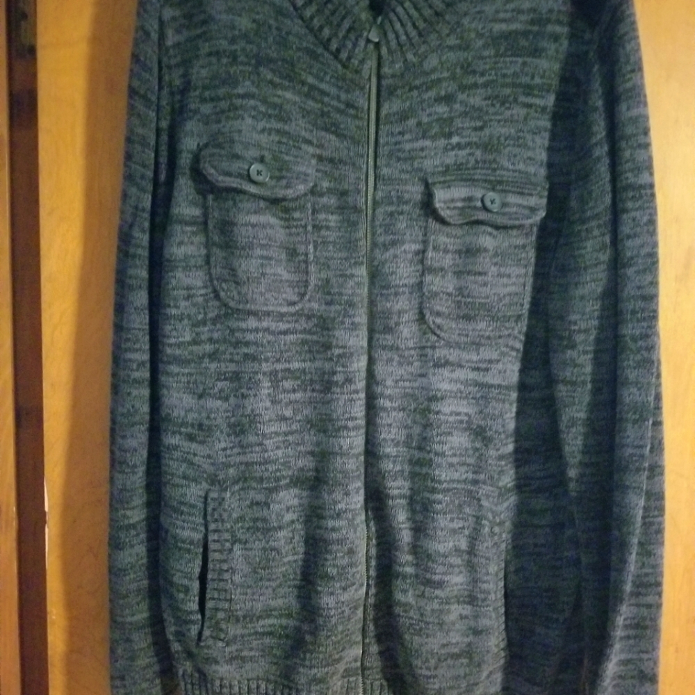 Apt 9 sweater